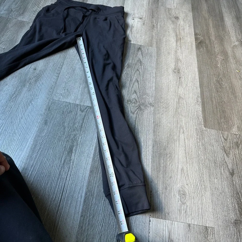 Lululemon Black Joggers Sweatpants‎ Drawstring Size 4 Soft Fleece